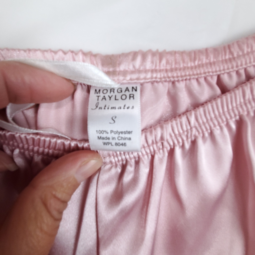 Morgan Taylor Intimates Short Set - Picture 6 of 6